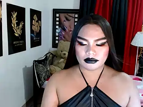 TSbrianaHugeCock webcam