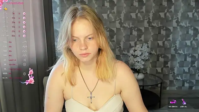 L_aura webcam