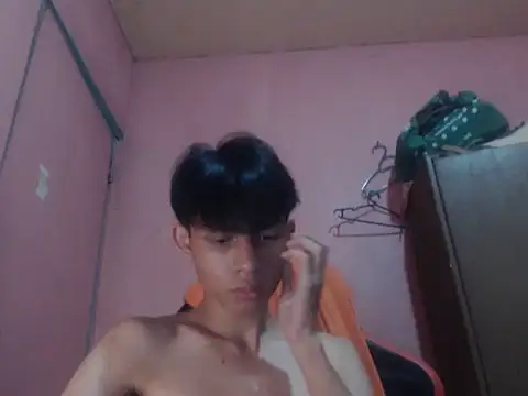 Kyoshi_19 live sex cam