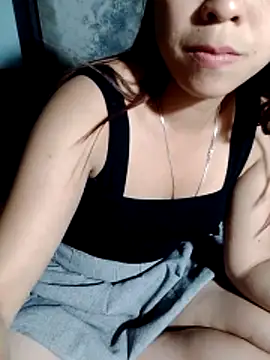 Zara-Lina webcam