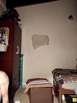ellatinnoarg webcam