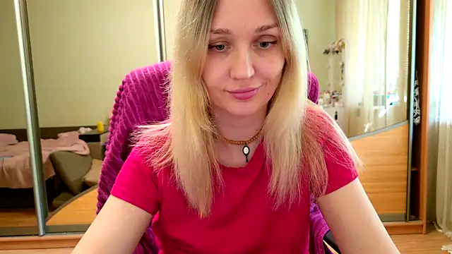 Sorceress_Evelina webcam