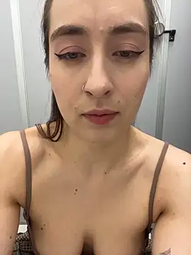 Holly_Play webcam