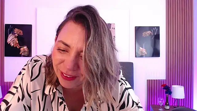 milfsecret69 webcam