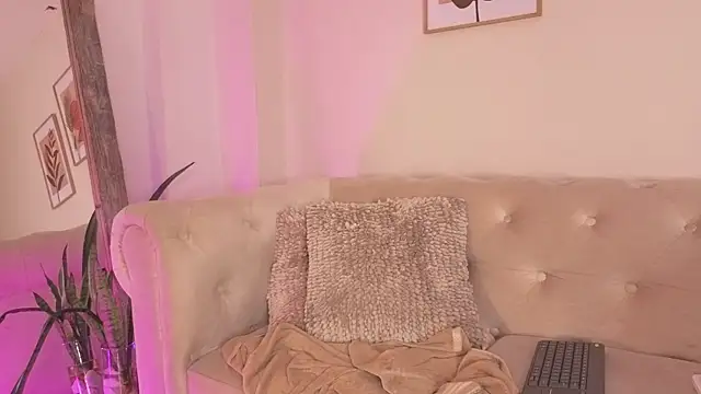 Emilly_Beaumont webcam