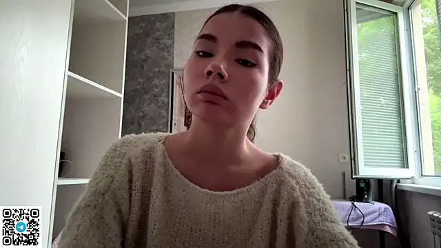 MarylnMonnier webcam