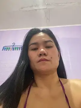 Webcam Model (wildpussycat69)  is live.Free join now!