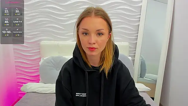 VirginOlly webcam