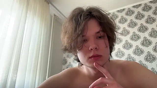 tomasdickpick (M twink) - take off a T-shirt