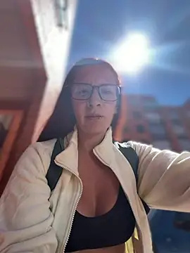 samyra_biker12 (Ask my age) - Squirt in Public Park 💖🌸😈❤️‍🔥