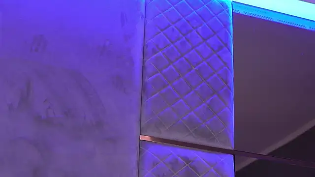 SelenaFrost live sex cam