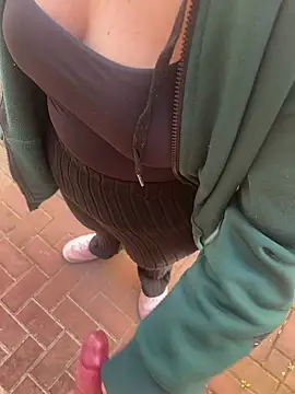 Teeny-Slut18 webcam