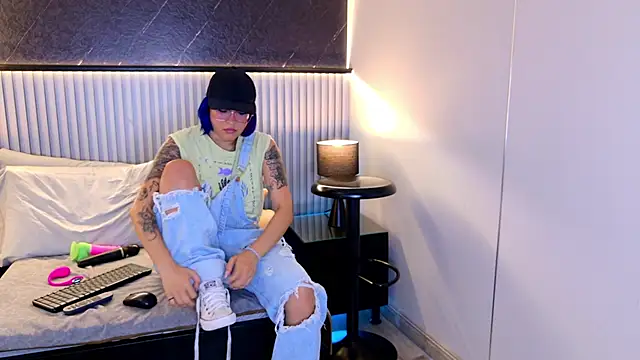 annie_hawk (F young) - ⭐ LICK THOSE NIPPLES ⭐
