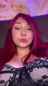 SweetLittleRed webcam