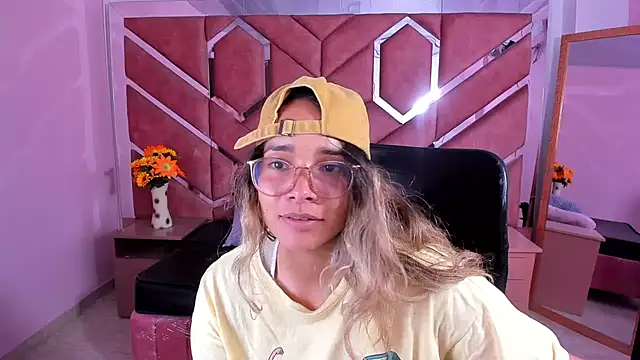 Olivia_Fox69 webcam