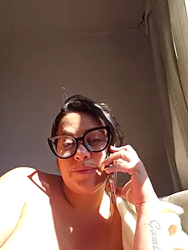 Nicoleefaith_ webcam