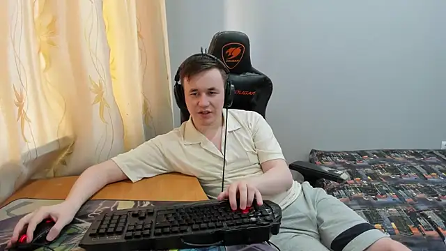 iliaskrislove webcam