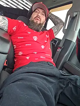 beardedtattood (Ask my age) - Come make me Soo horny and Soo hard 😈😈