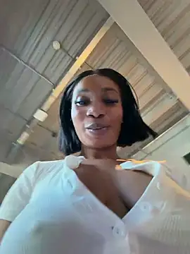 ___Nessa chat room