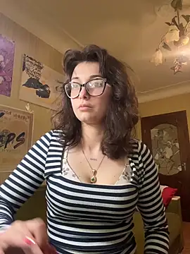 Angelik5371