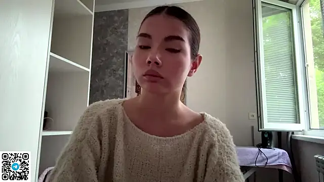 MarylnMonnier webcam