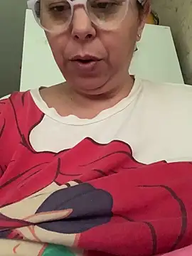 LupitaHaze webcam