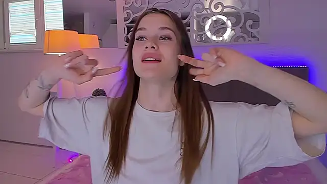 LuisaClover webcam