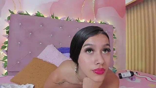 Melanie__Evans webcam