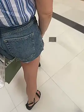 HOTLadyluna webcam