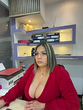 isabella_horney_ chat room