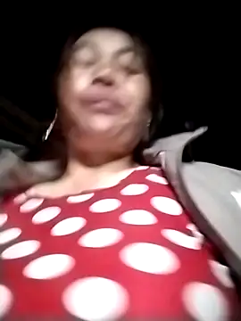 mii-moo - Mii-moo's free webcam - UK Sex Cams