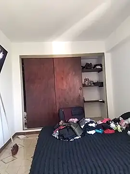 Alison_fitness webcam