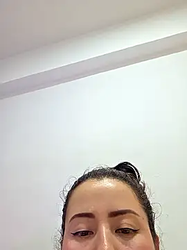 NeredaXxx webcam