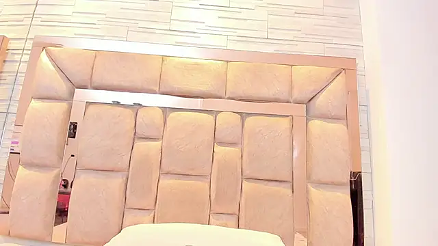 pocahontas_pow webcam