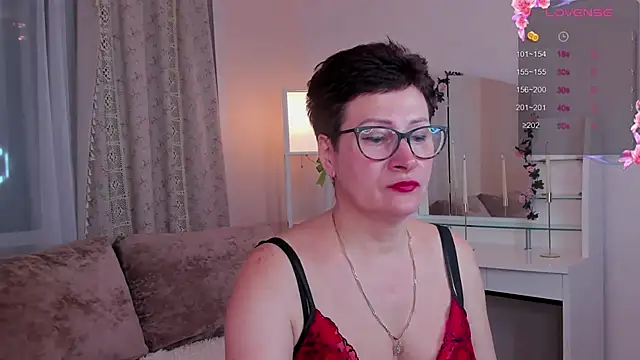 JennyMons webcam