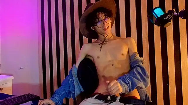 Twink_Sebas7 webcam