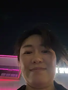Molly-xiao webcam