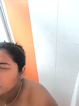 paola091 webcam
