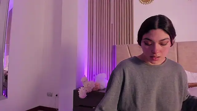 victoria_beaumont (F teen) - Bounce my butt + 3 spankings