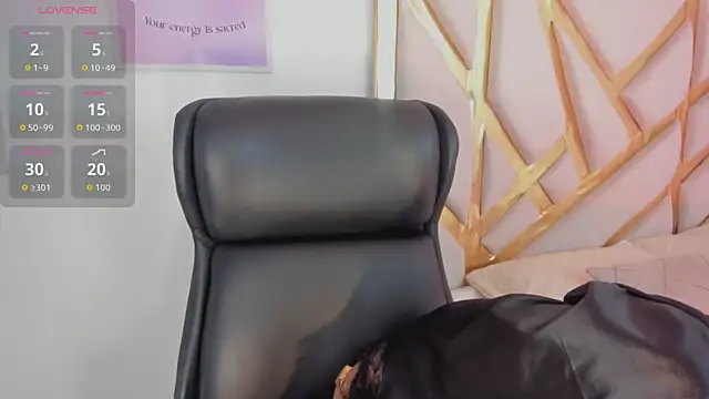 LanaJones_ webcam