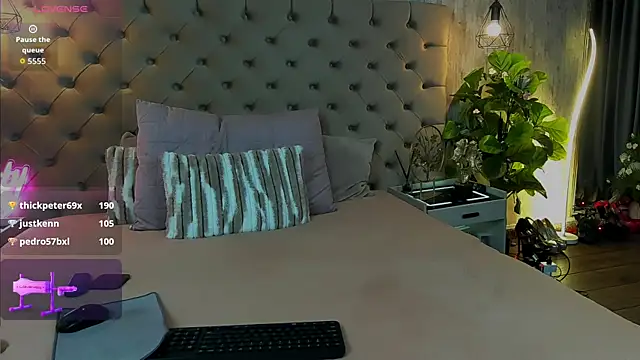 sierra_quinn - Sierra_Quinn's free webcam - UK Sex Cams
