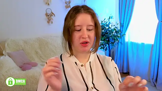 Liza_mur_ webcam