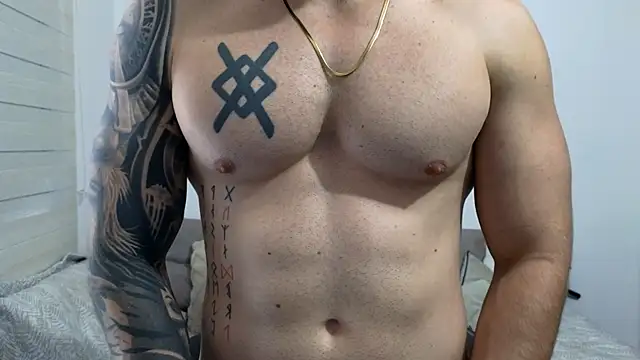 Isaac_Carter webcam