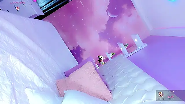Nauthy_girl webcam