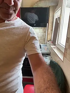 cobraboysex@xh (Ask my age) - evry 25 i do requests at end i cum