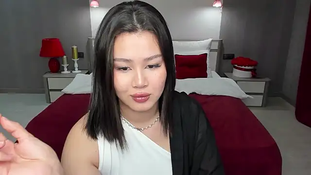 Brunette_Charm webcam