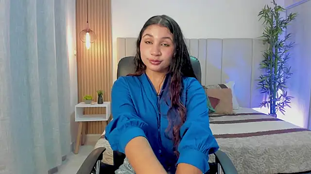 Victoria_Rosee webcam