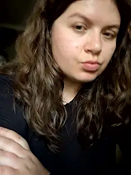 Nenssy555 webcam