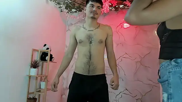 Nahomi_hot_77 webcam