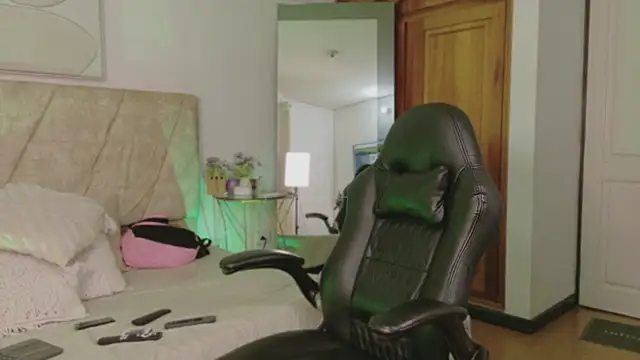victoria_withmore webcam